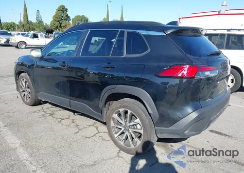 2022 Toyota Corolla Cross Xle из США, поврежденный, VIN 7MUDAABG0NV012903